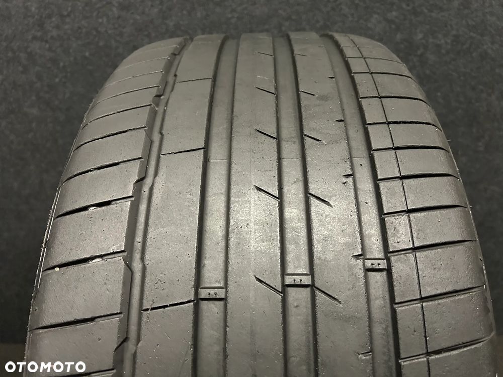 Hankook Ventus S1 EVO 3 EV Sound Absorber 285/35/22 106Y 1szt. - 2