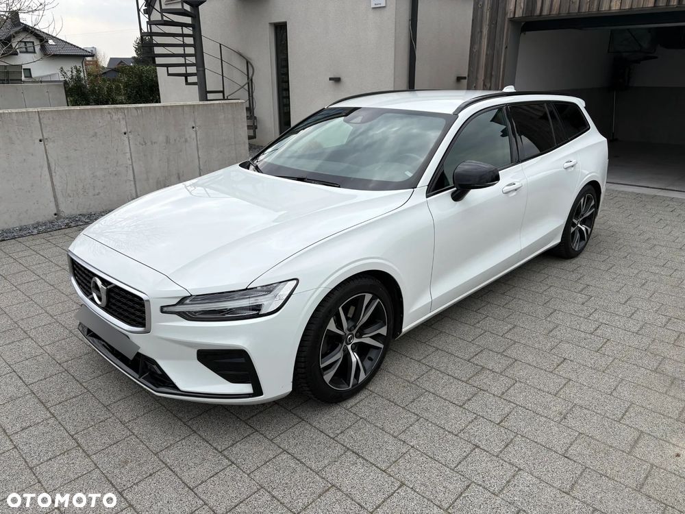 Volvo V60 T4 R-Design - 2