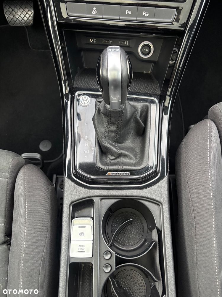 Volkswagen Touran 2.0 TDI BMT Highline DSG - 20