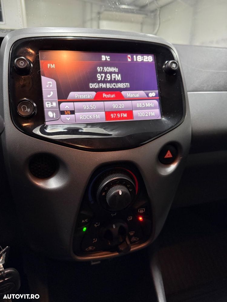 Toyota Aygo 1.0 MultiMode X - play - 13
