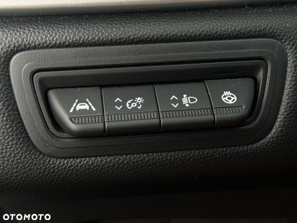 Renault Captur - 30