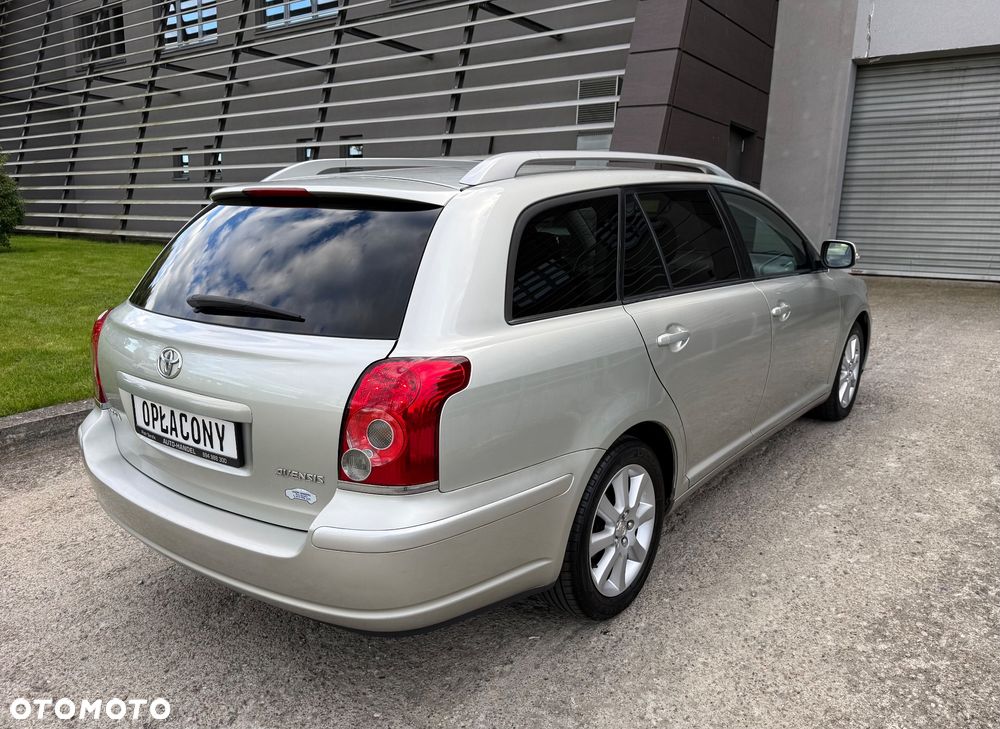 Toyota Avensis 1.8 VVT-i Combi Sol - 7