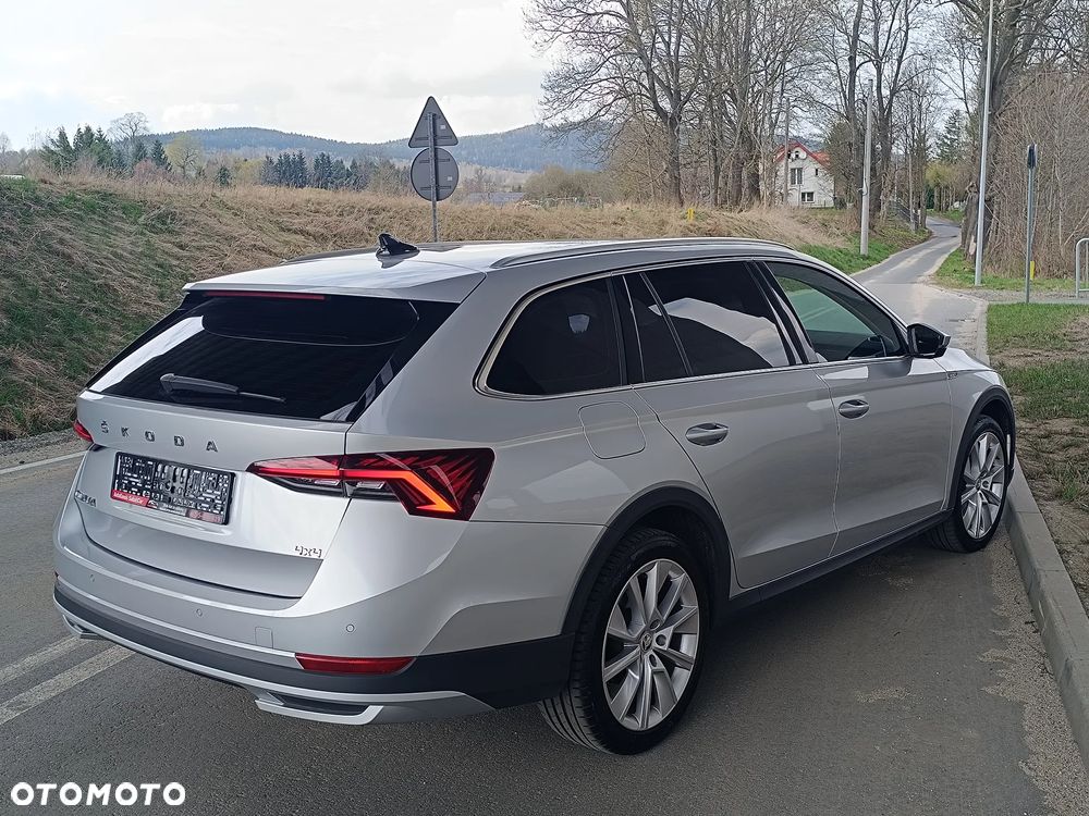 Skoda Octavia 2.0 TDI DSG 4x4 Scout - 13