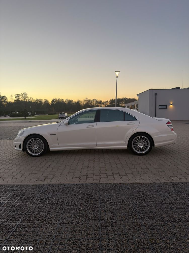 Mercedes-Benz S-Class 2008 photo 2