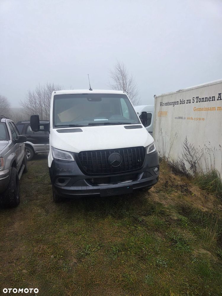 Mercedes-Benz SPRINTER - 2
