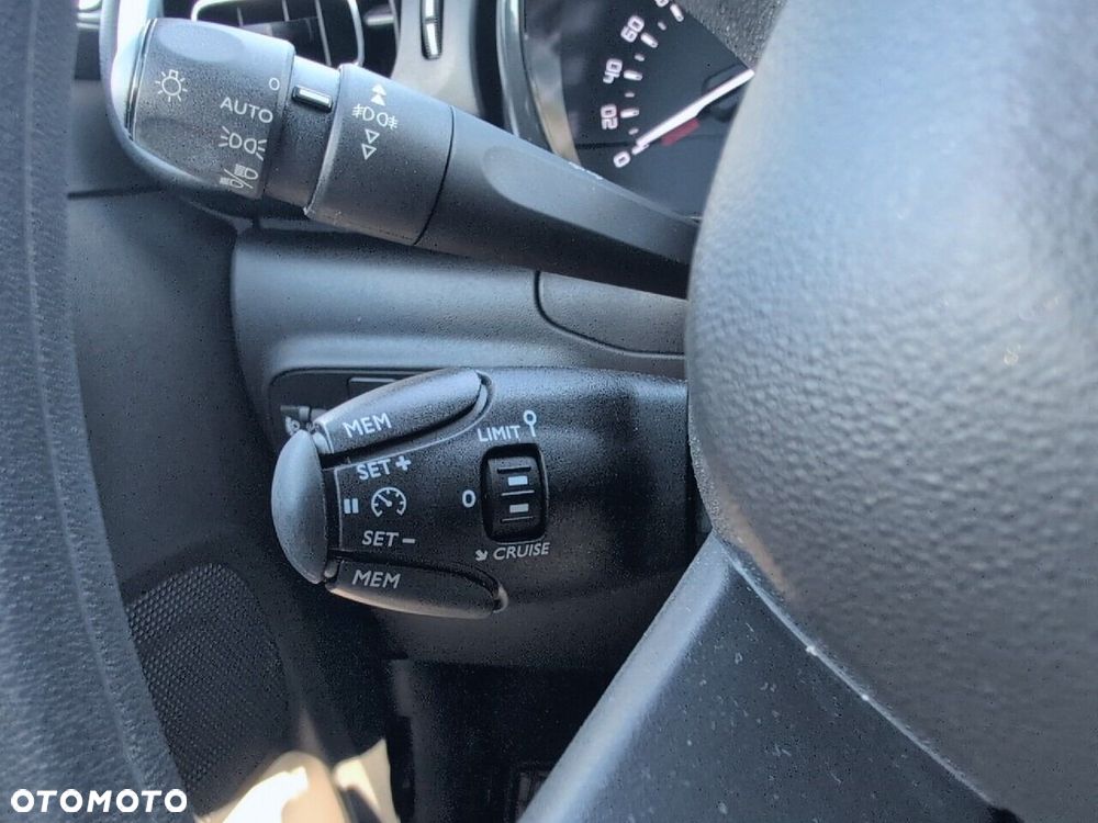 Citroën C3 1.2 PureTech Max EAT6 - 18