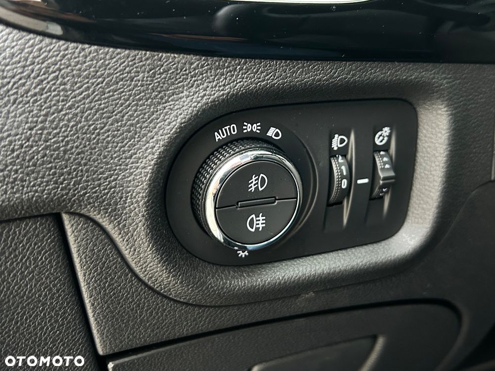 Opel Astra 1.4 Turbo Start/Stop Edition - 34