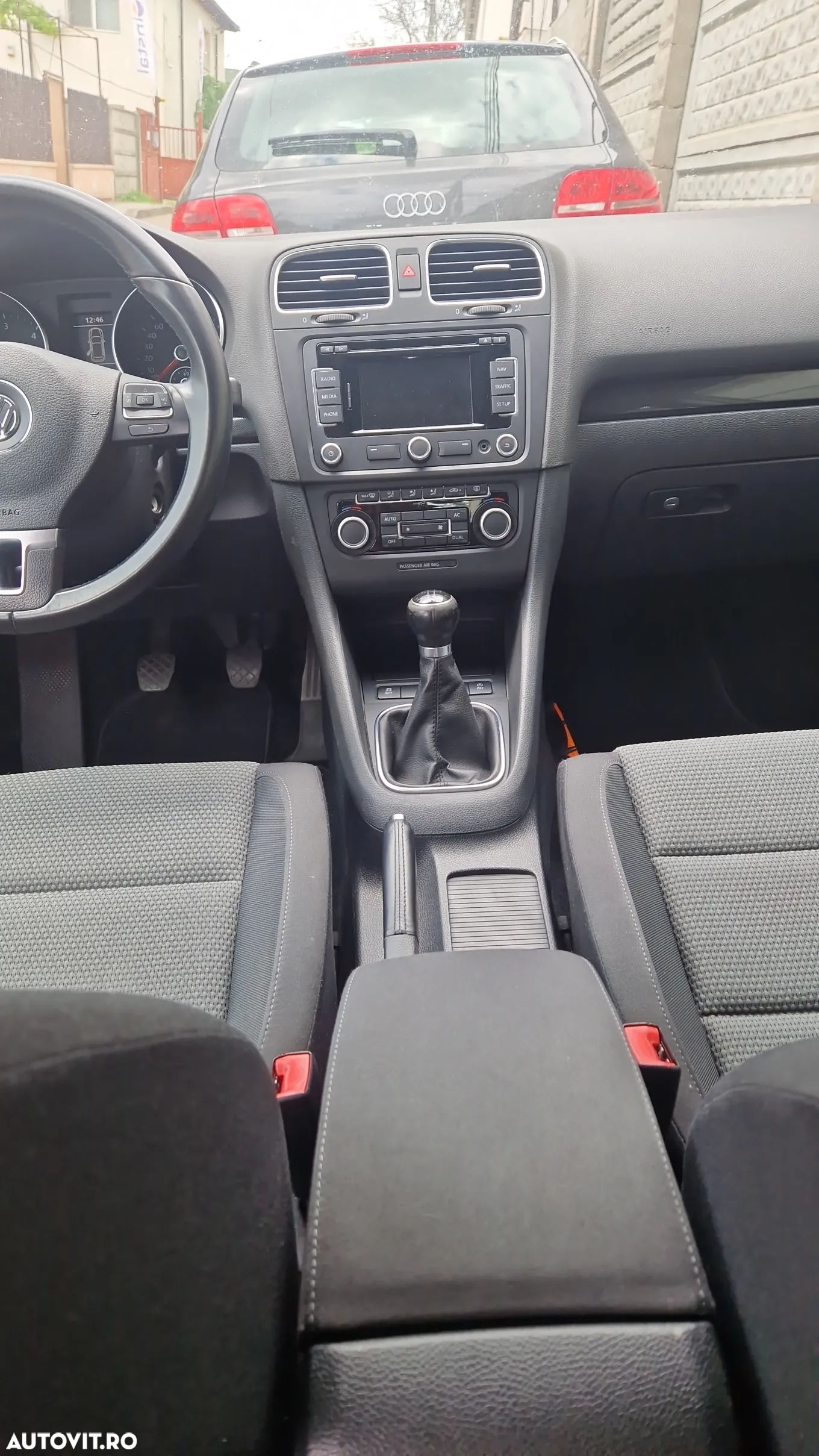 Volkswagen Golf 1.6 TDI BlueMotion Technology DPF Trendline - 8