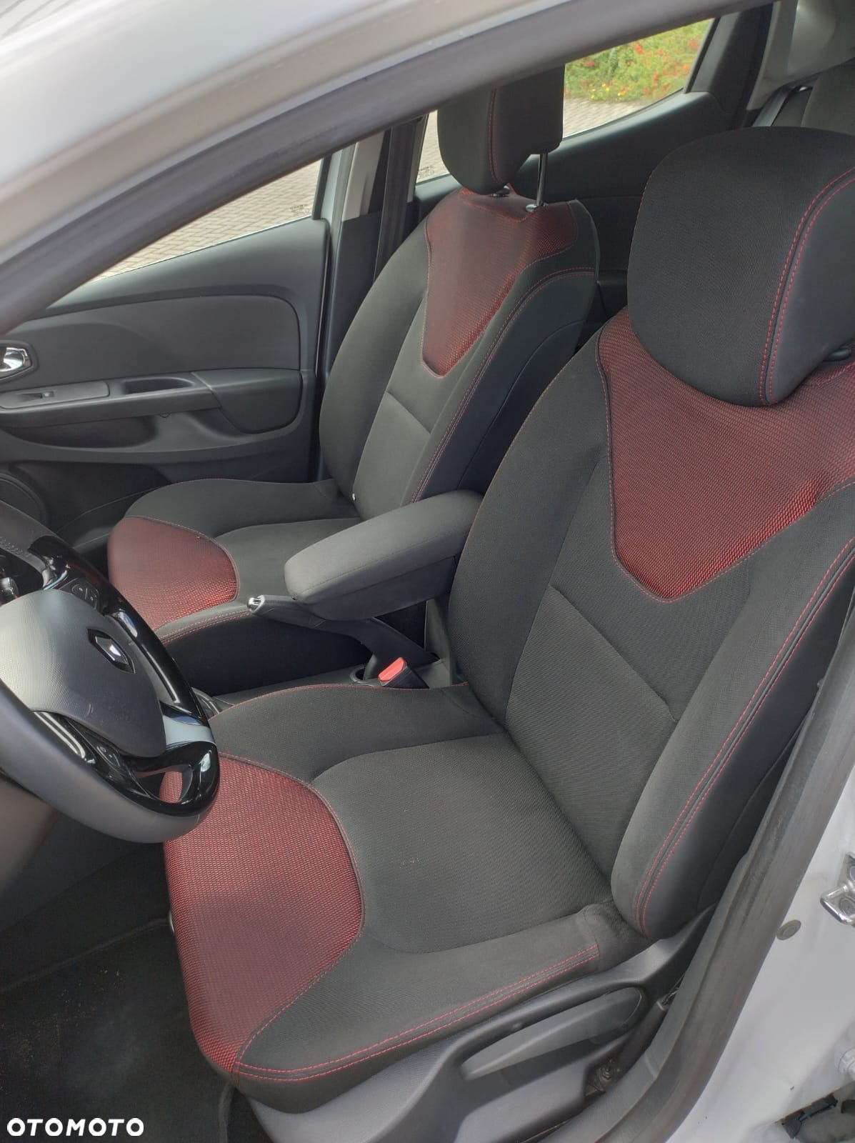 Renault Clio 1.2 16V Dynamique - 4