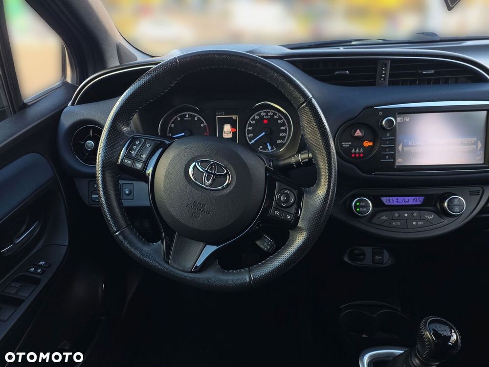 Toyota Yaris 1.5 Selection - 12