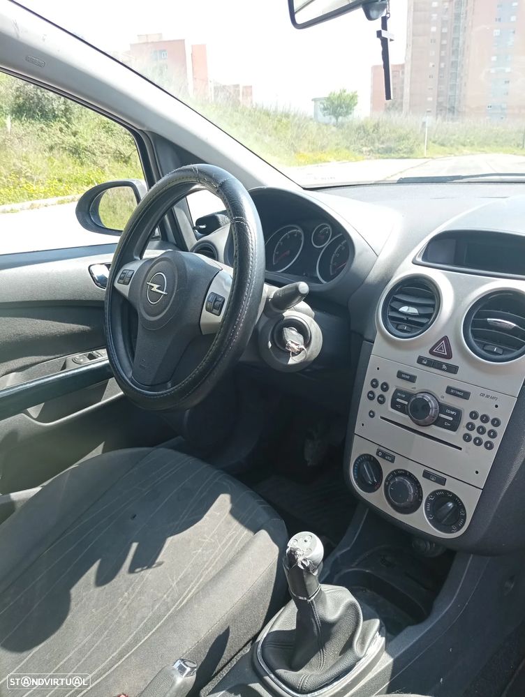 Opel Corsa 1.2 Enjoy - 5