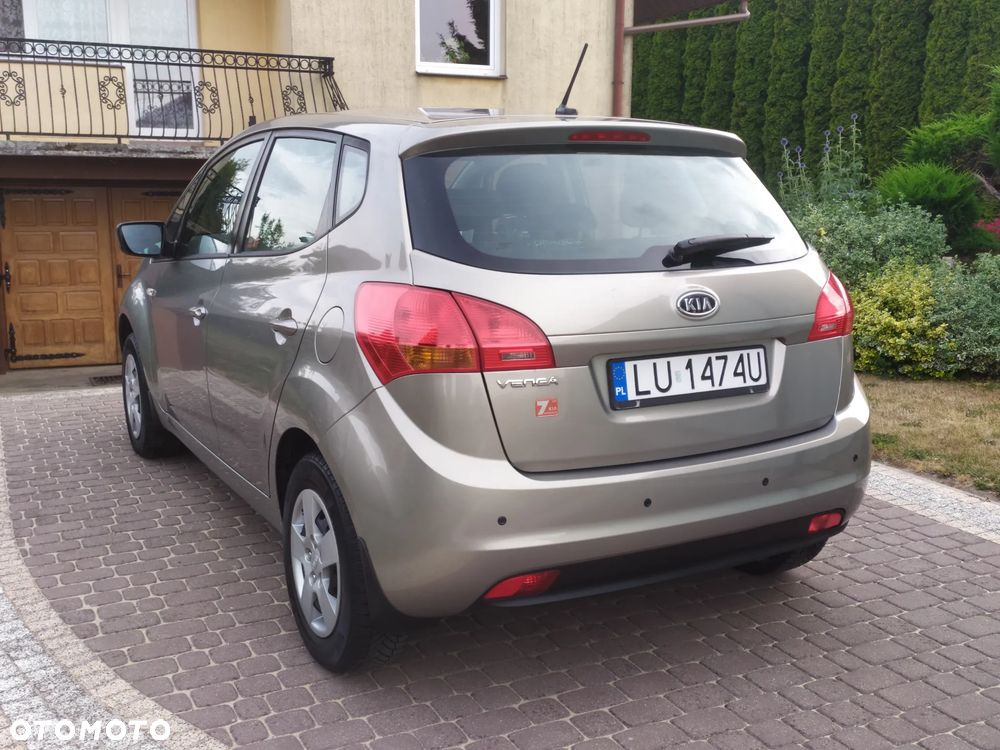 Kia Venga 1.4 S - 9