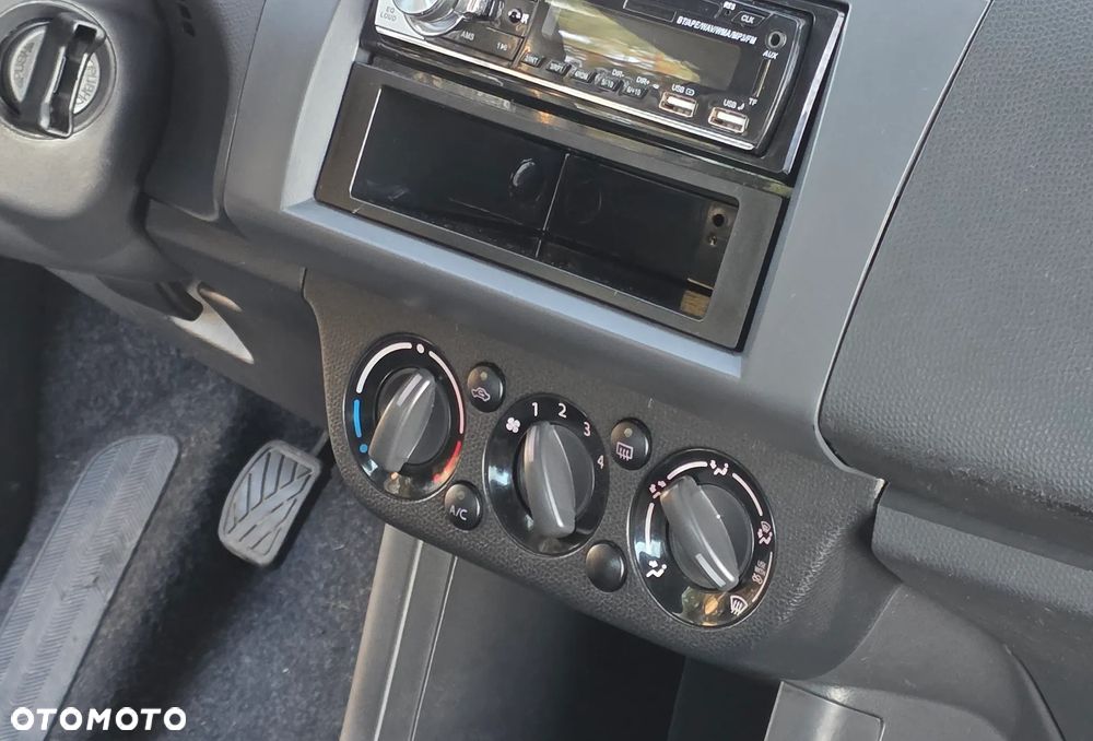 Suzuki Swift 1.3 Comfort dance - 14