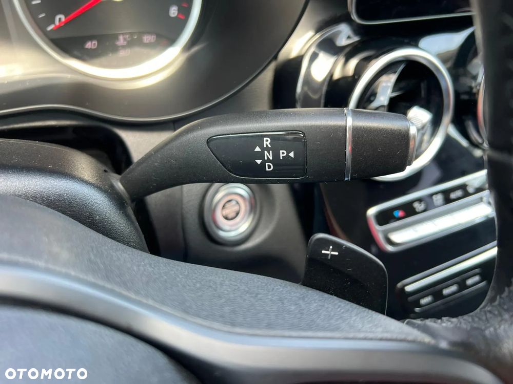 Mercedes-Benz Klasa C 200 d T 9G-TRONIC Exclusive - 16