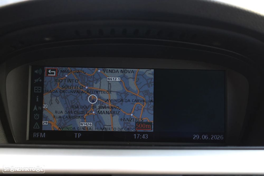 BMW 330 i Auto - 41