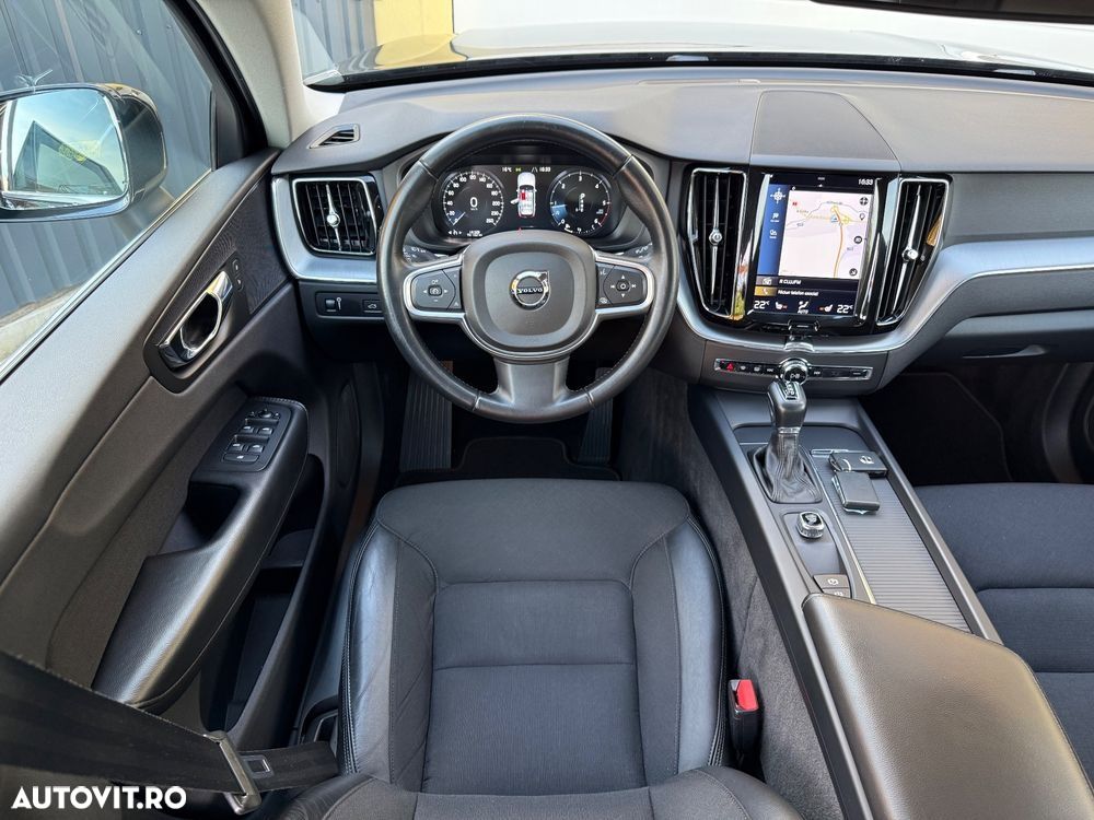 Volvo XC 60 B4 D AWD Geartronic Momentum - 13