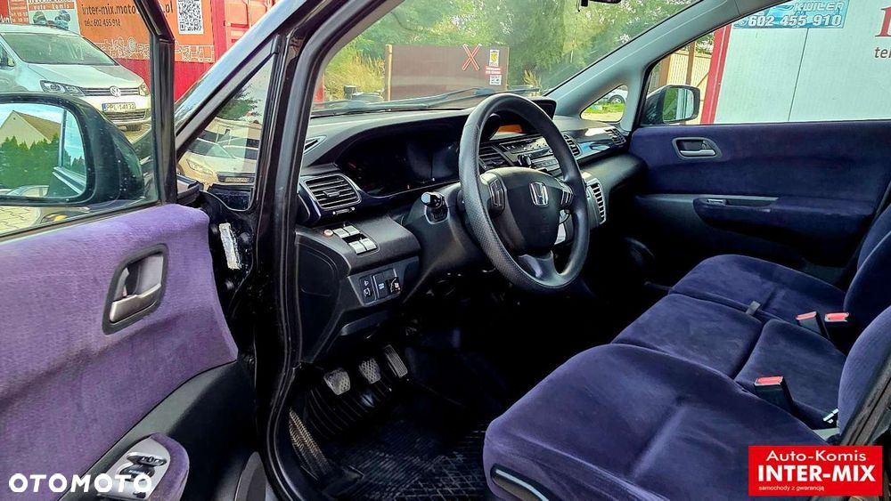 Honda FR-V - 17