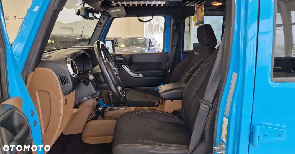 Jeep Wrangler - 17