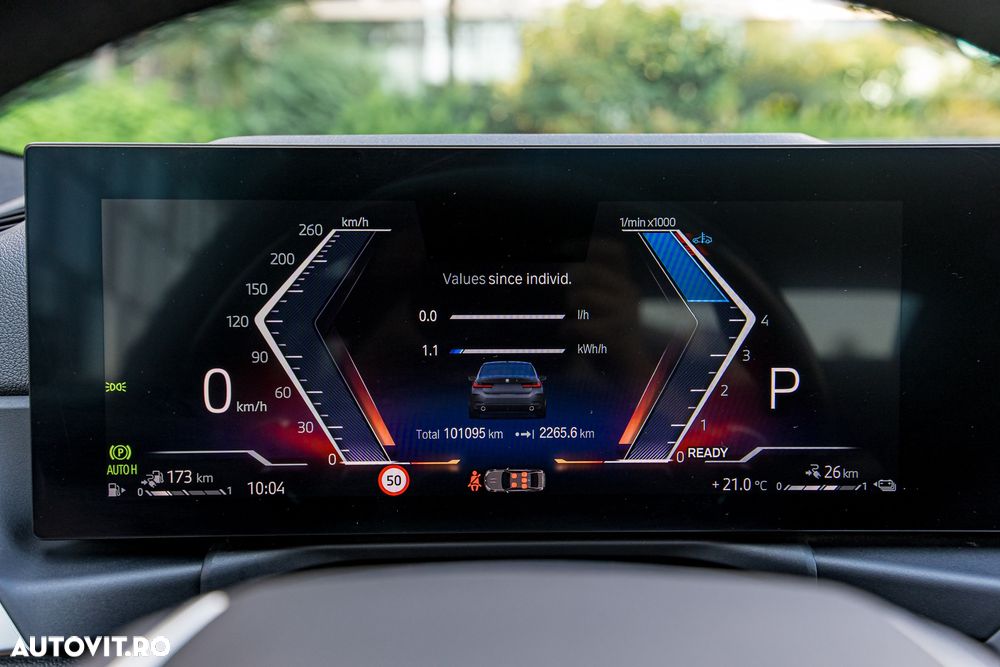 BMW Seria 3 320e AT PHEV - 28