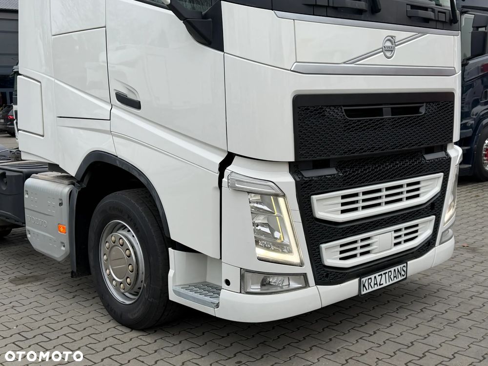 Volvo FH460 z Austrii kabina XL nowa hydraulika 600Tkm oryginalnego przebiegu - 13