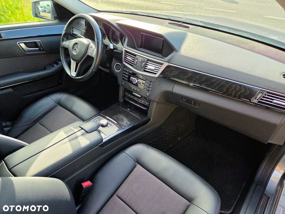 Mercedes-Benz Klasa E 200 BlueEFFICIENCY 7G-TRONIC Avantgarde - 13