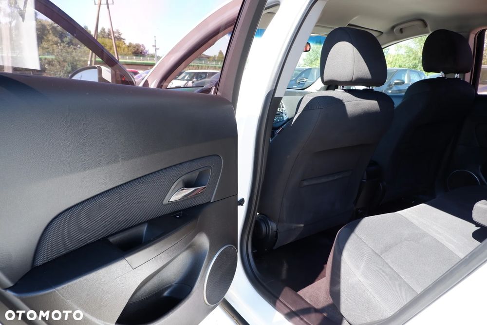 Chevrolet Cruze 1.7TD LT+ - 28