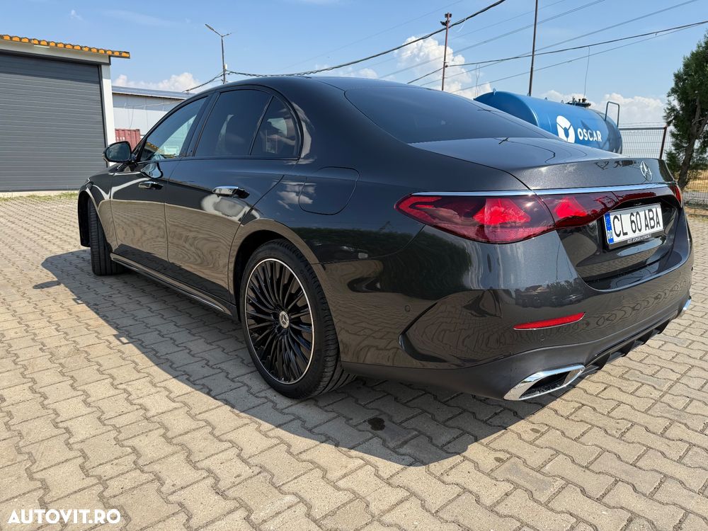 Mercedes-Benz E - 4