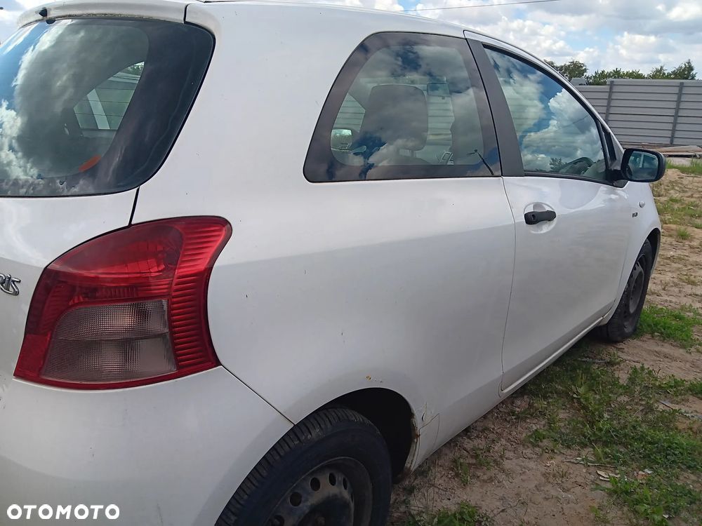 027 / TOYOTA YARIS / NA CZĘŚCI / - 7