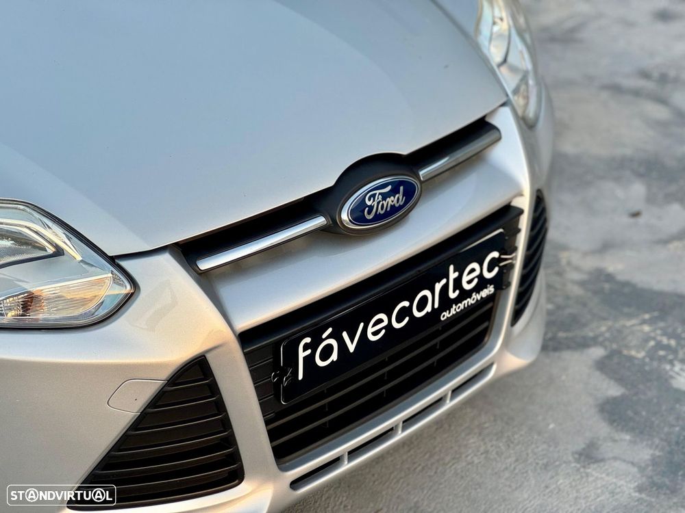 Ford Focus SW 1.6 TDCi Titanium - 12