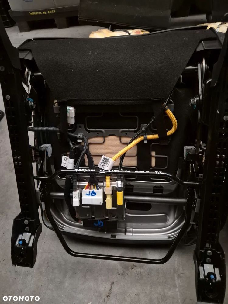 HYUNDAI KONA I , TUCSON III LIFT / NISSAN NAVARA, PULSAR FOTEL | KANAPA | SIEDZISKO - 20