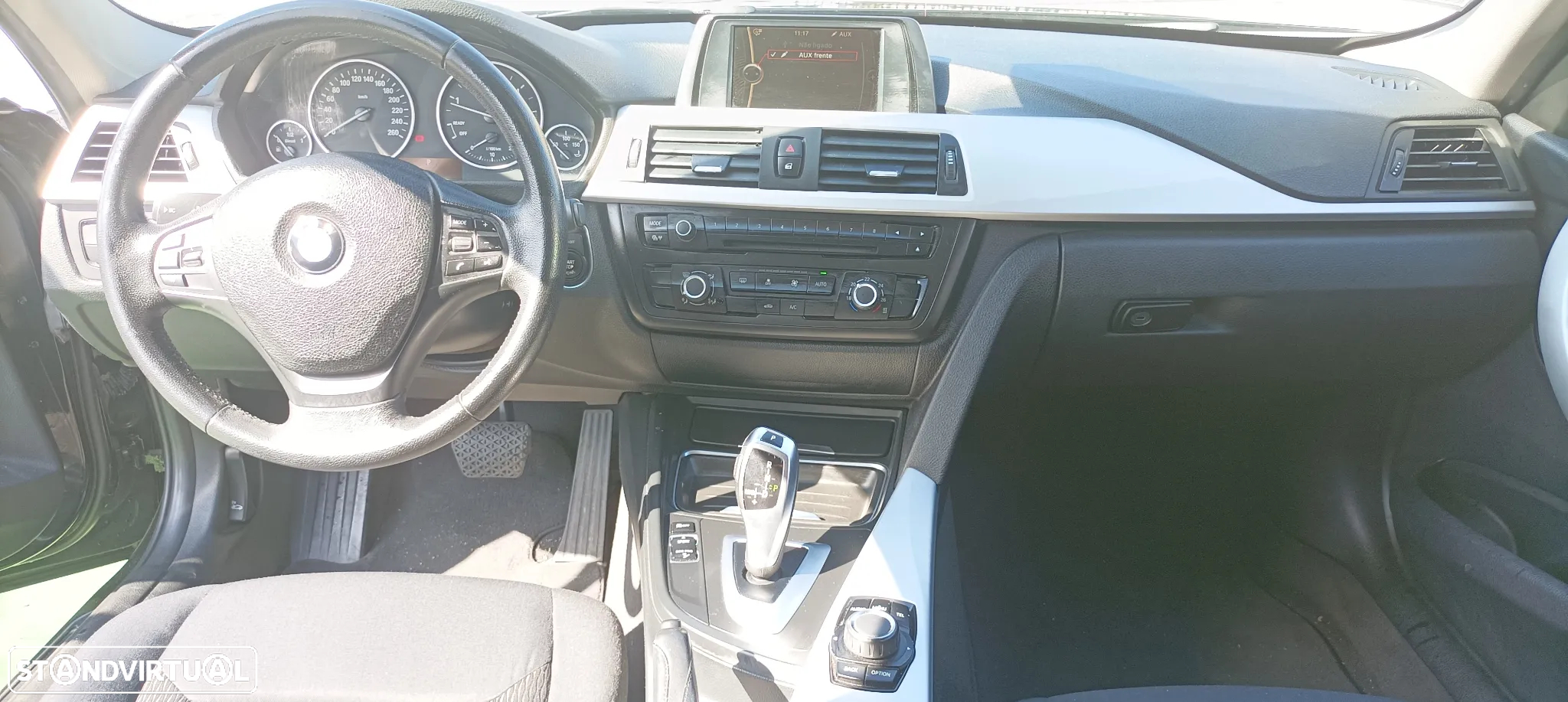 BMW 318 d Auto Line Sport - 15