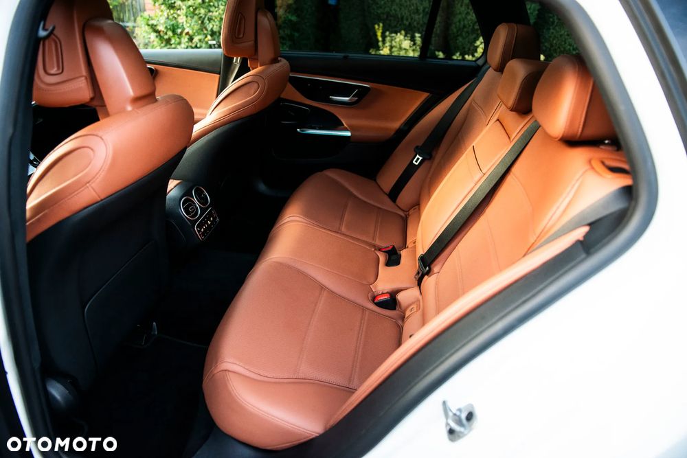 Mercedes-Benz Klasa C 220 d mHEV Avantgarde - 30