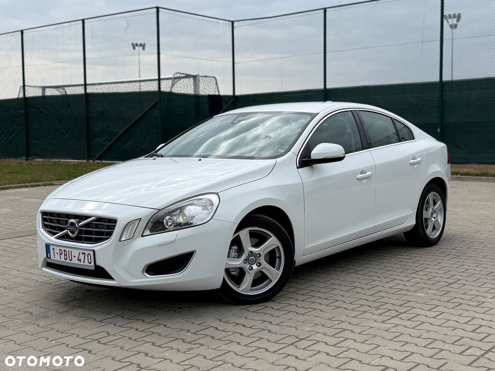 Volvo S60 DRIVe Momentum - 26