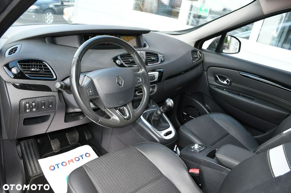 Renault Grand Scenic Energy TCe 130 S&S Bose Edition - 23