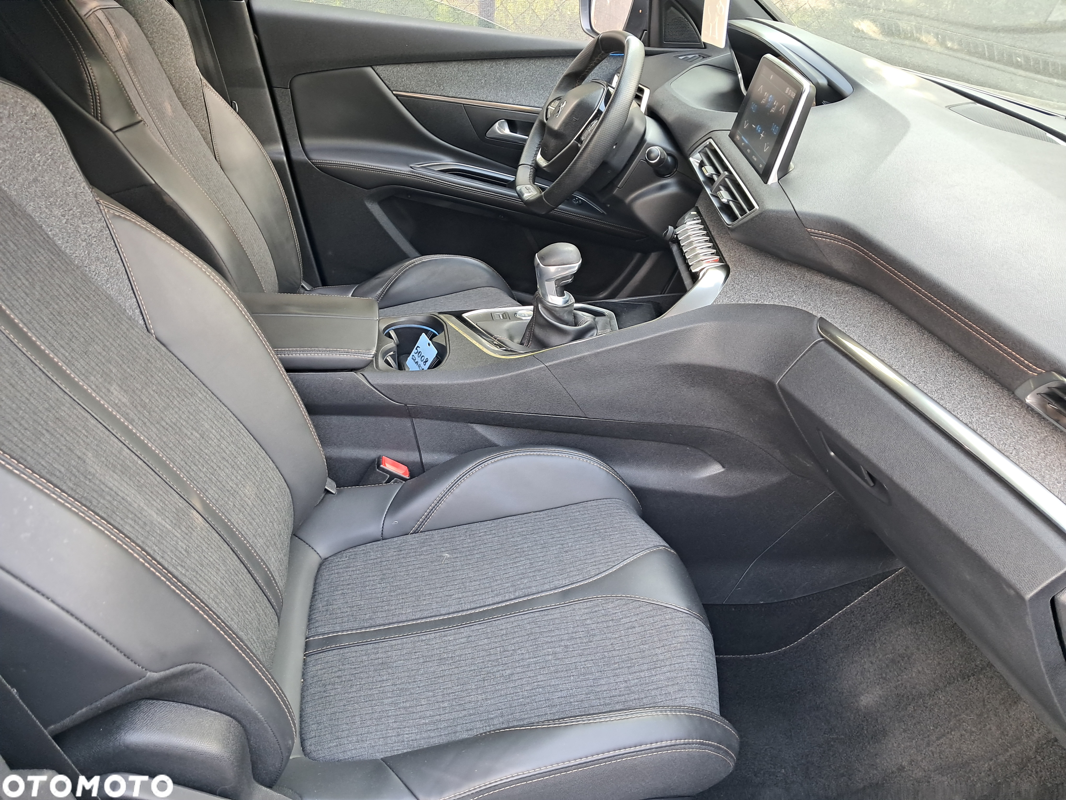 Peugeot 5008 - 7