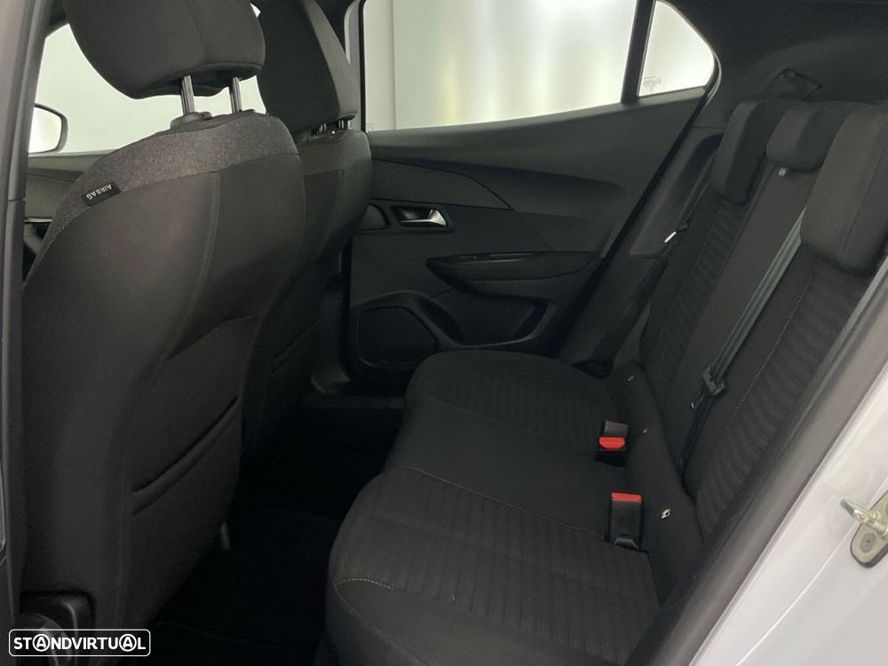 Peugeot 2008 1.2 PureTech Active - 12