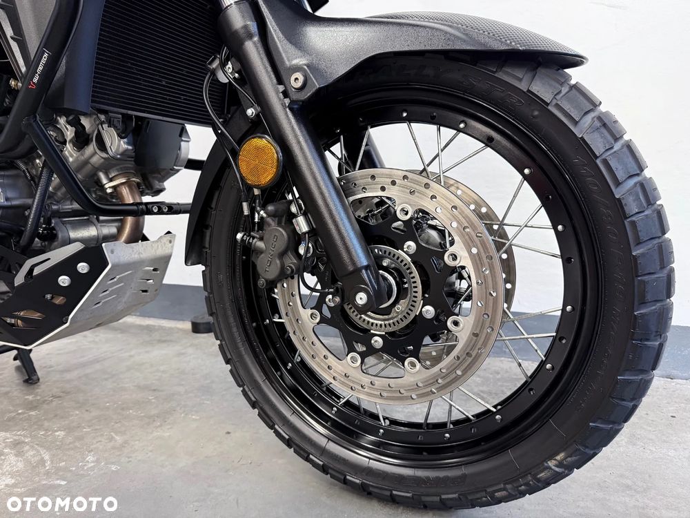 Suzuki V-STROM - 7