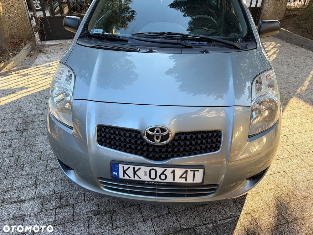 Toyota Yaris 1.0 Terra - 3