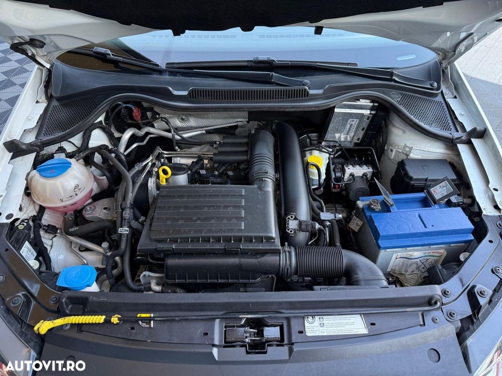 Volkswagen Polo - 16
