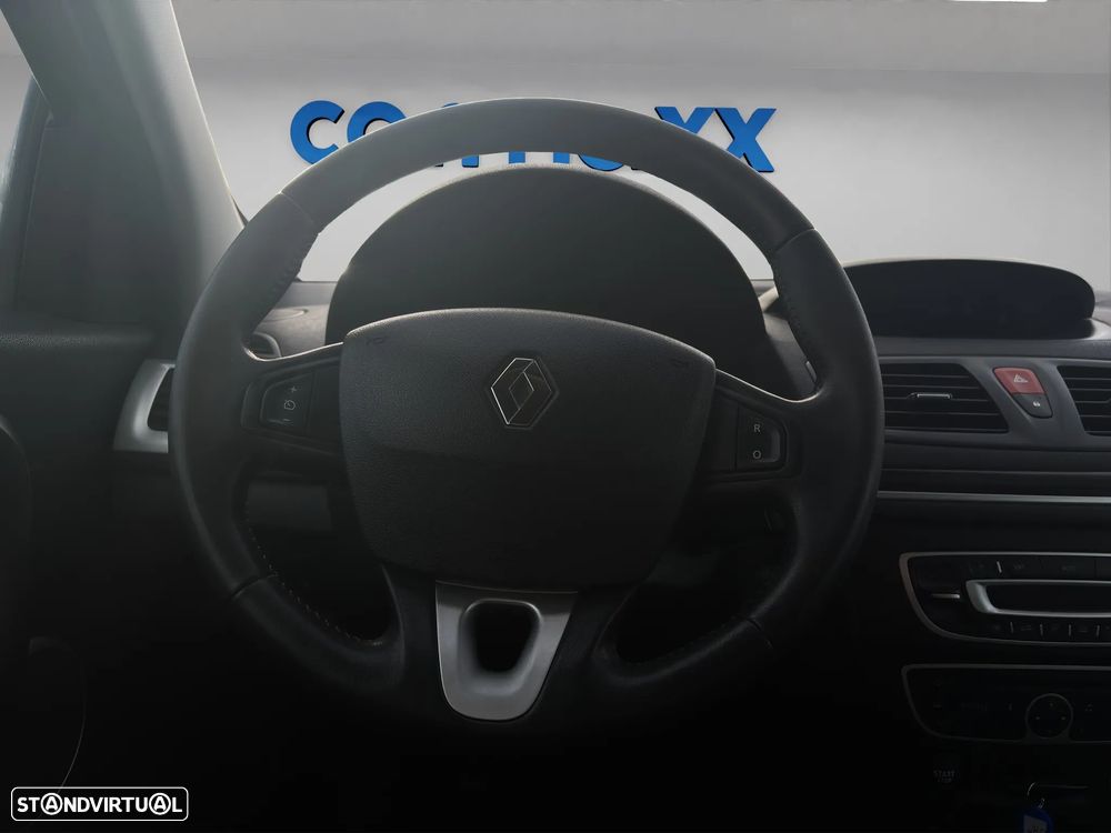 Renault Mégane 1.5 dCi Dynamique S - 10