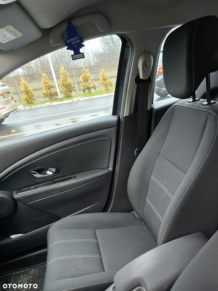 Renault Megane 1.5 dCi Energy Life - 7