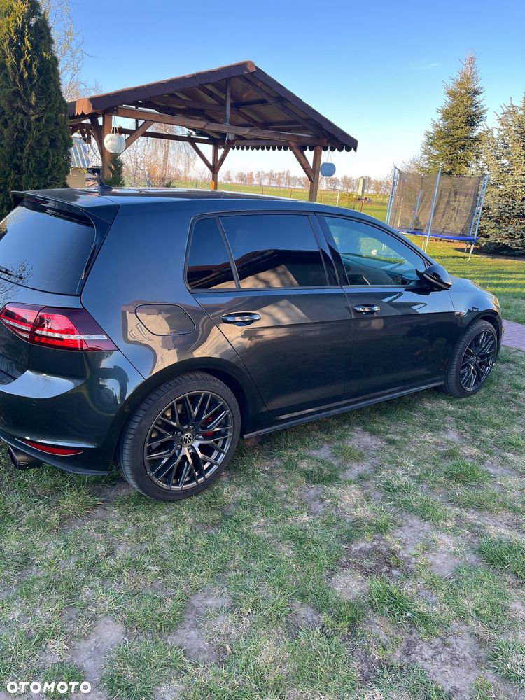 Volkswagen Golf 2.0 TSI BMT GTI Performance DSG - 2