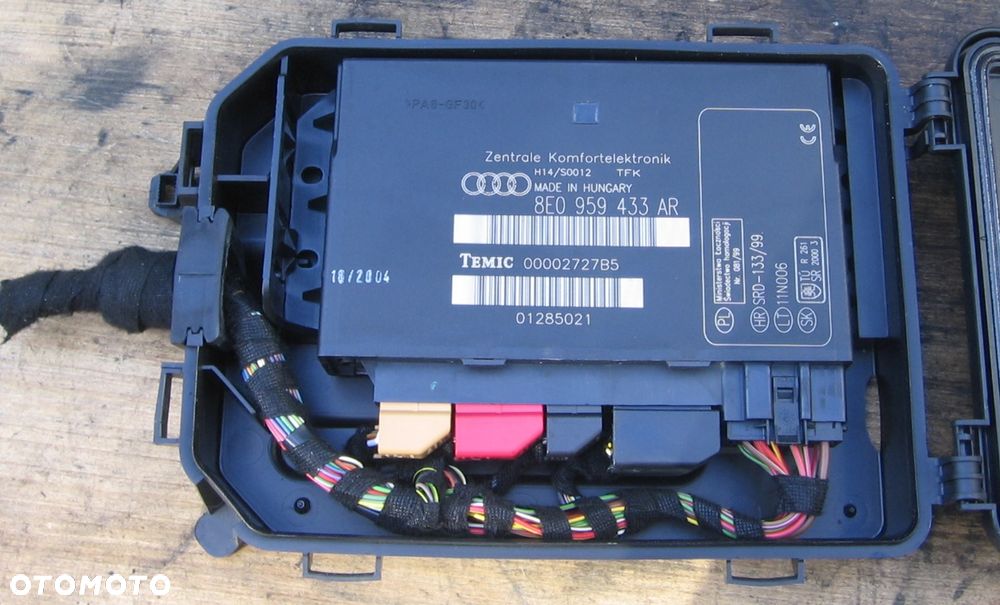 8E0959433AR moduł komfortu AUDI A4 B6 - 1