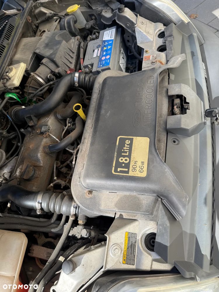 Ford Transit Connect - 8