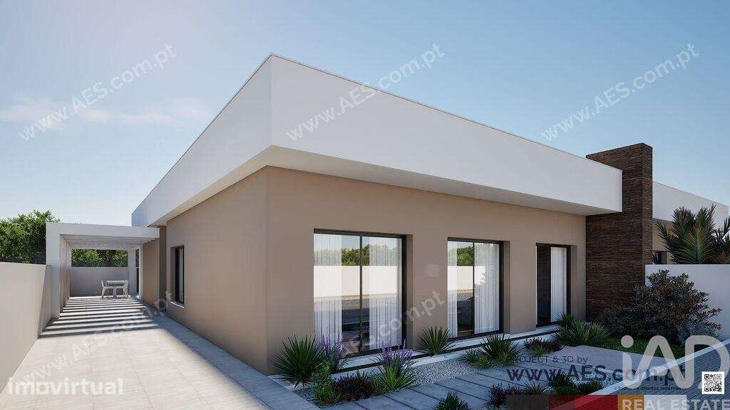 Casa T4 em Fernão Ferro de 140,00 m2 - Grande imagem: 2/9