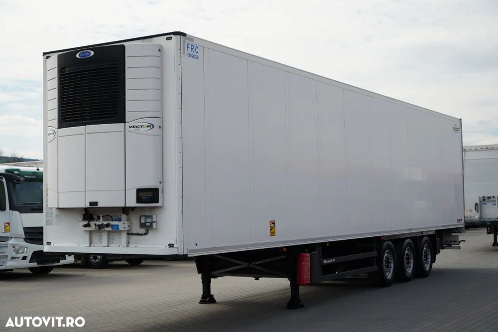Schmitz Cargobull REFRIGERATED / CARRIER VECTOR 1550 / DOUBLE STOCK / 2 LIFTING AXLES / SAF - 3