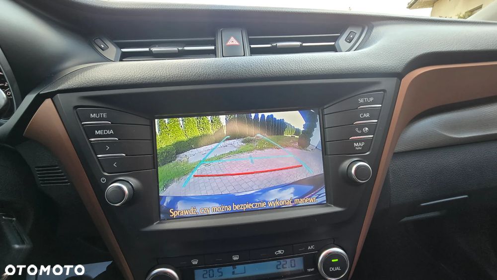 Toyota Avensis - 35