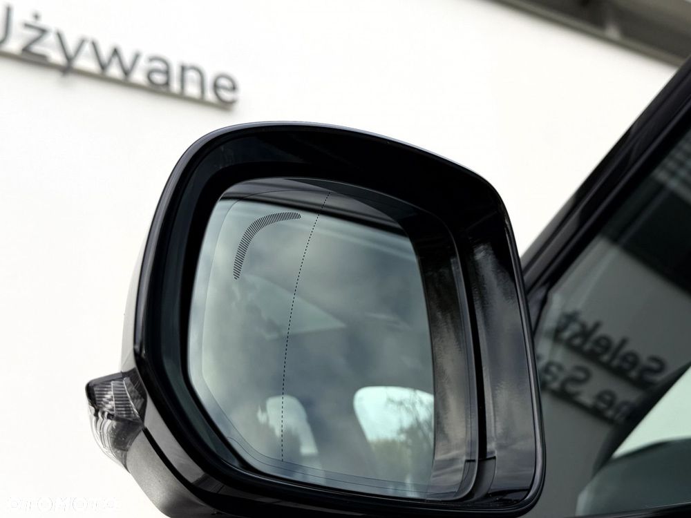 Volvo XC 90 - 9