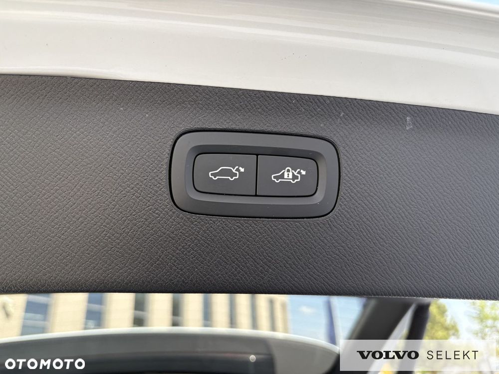 Volvo XC 90 - 26