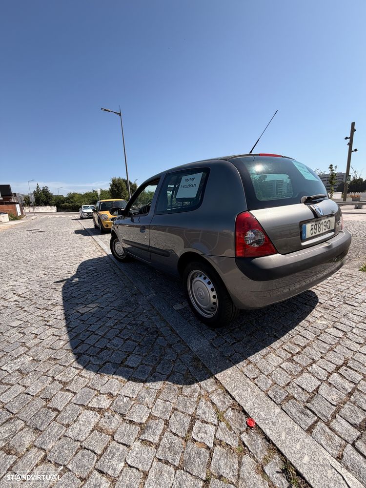 Renault Clio 1.5 dCi S - 7
